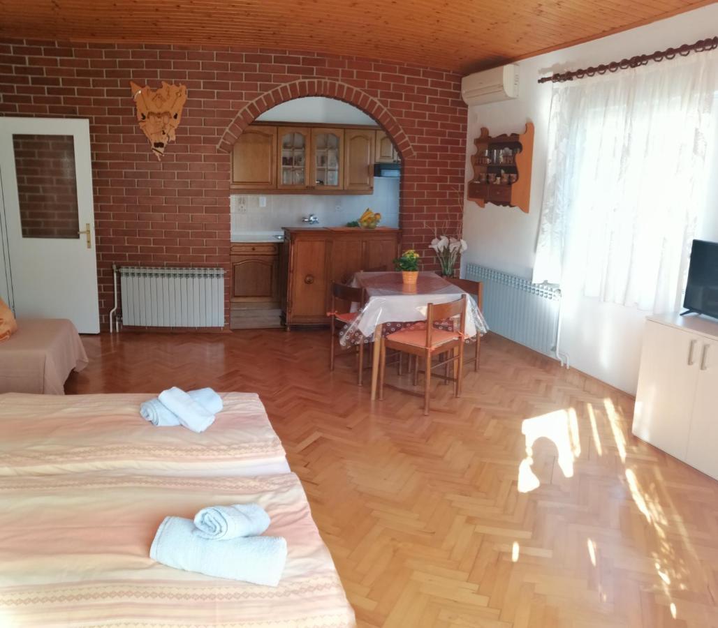 Apartmani Darko Rovinj Luaran gambar